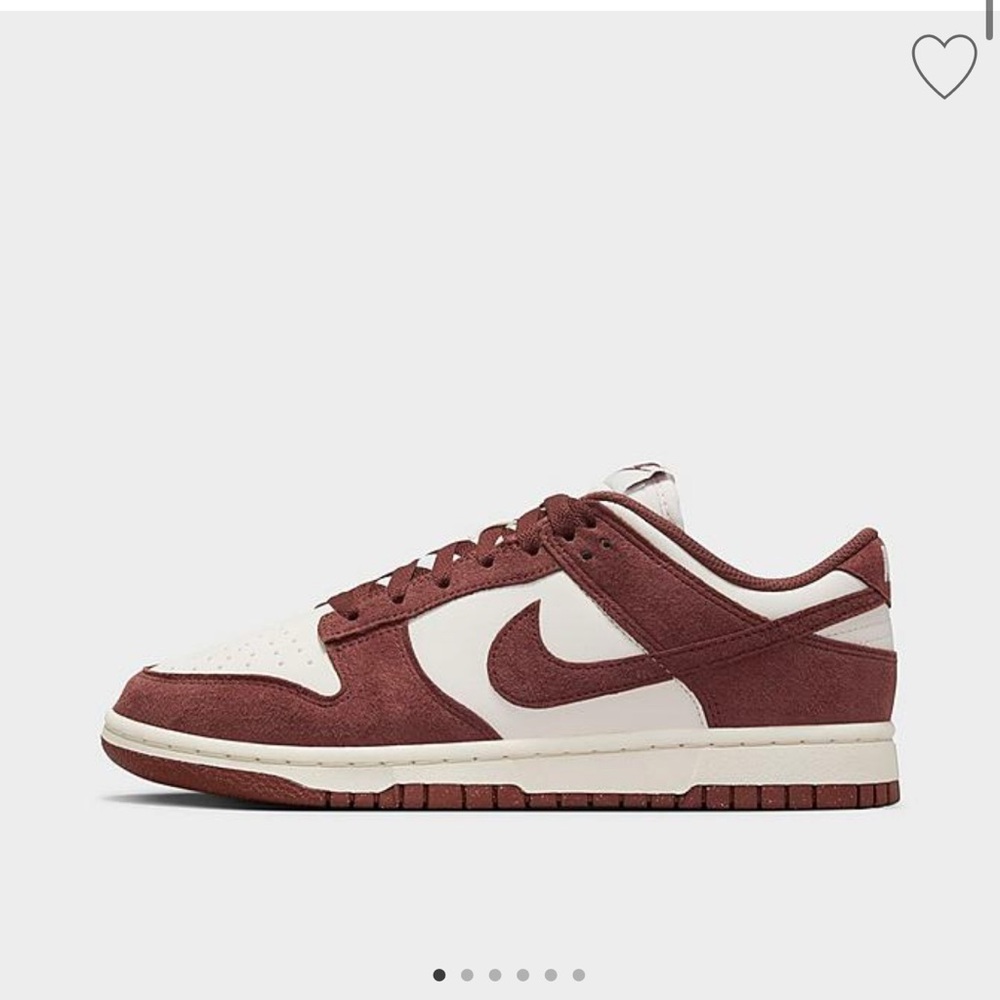 WOMEN'S NIKE DUNK LOW